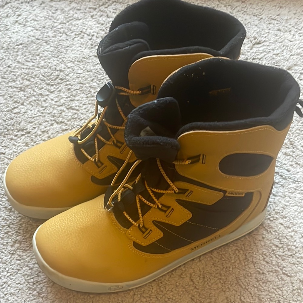 Merrill Men’s boots size 7